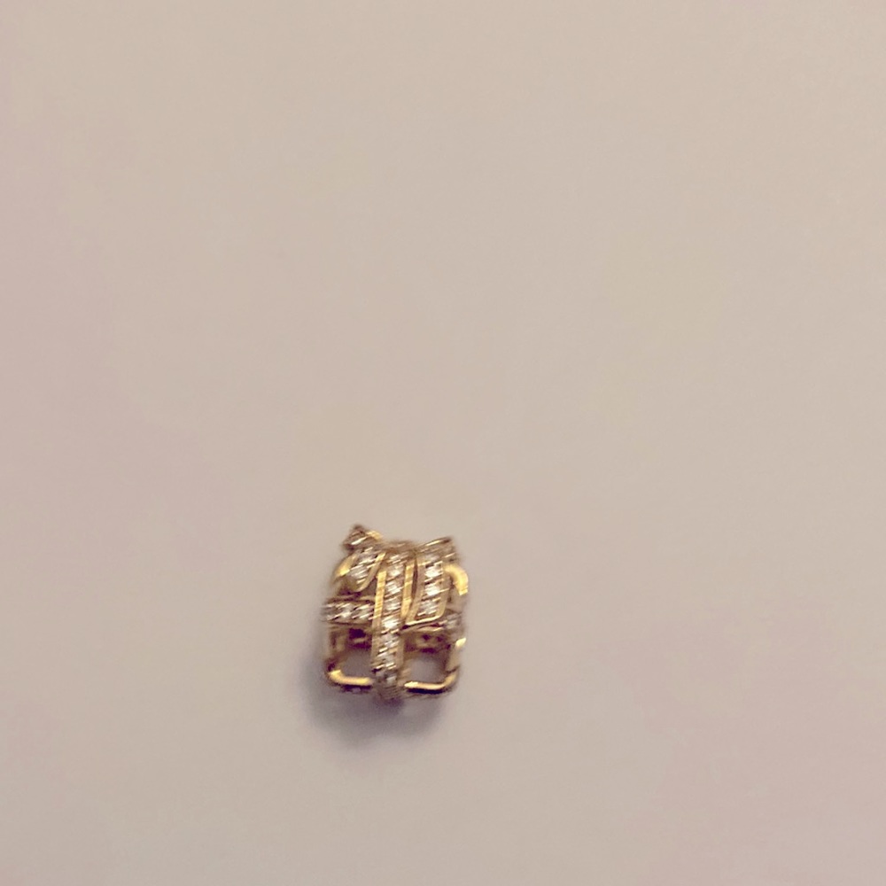 Authentic 14k Pandora “All wrapped up” charm!